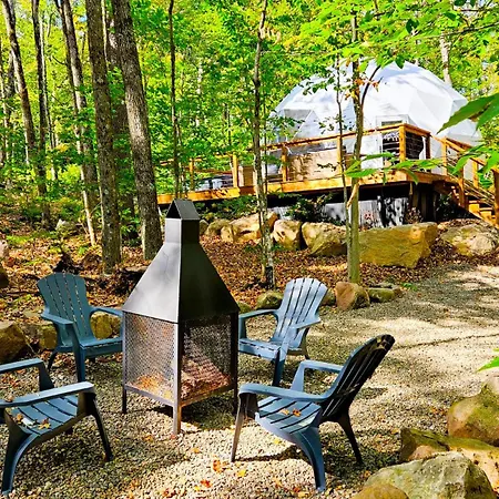 Dome Le Montagnard Villa Brownsburg Exterior photo